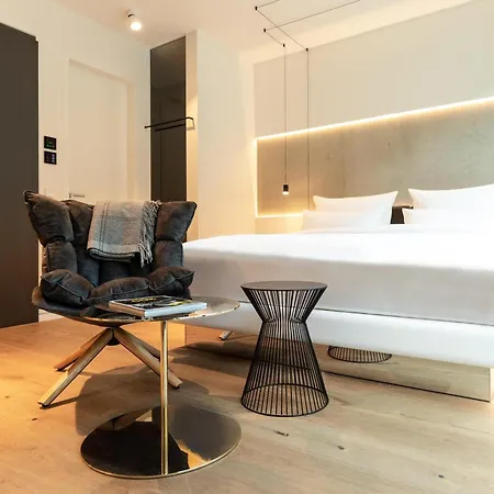 Kpm & Residences Berlin, A Member Of Design ホテル 5*