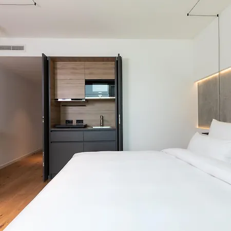 Kpm & Residences Szálloda 5*