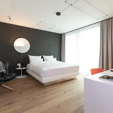 Szálloda Kpm & Residences Berlin
