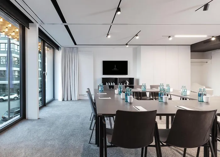 Kpm & Residences Berlin, A Member Of Design Hotel Berlin